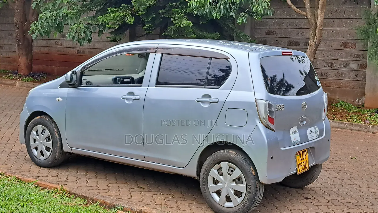 Toyota Pixis 2016 Silver