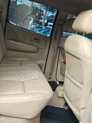 Toyota Hilux 2007 Silver