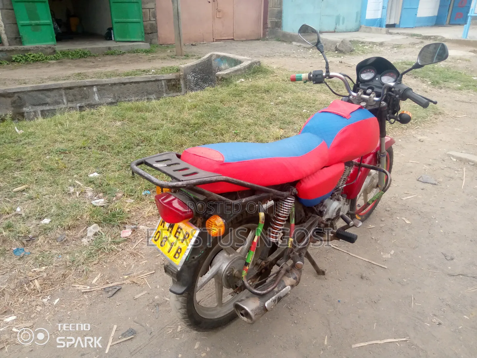 Bajaj Boxer 150 UG 2023 Red