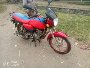 Bajaj Boxer 150 UG 2023 Red