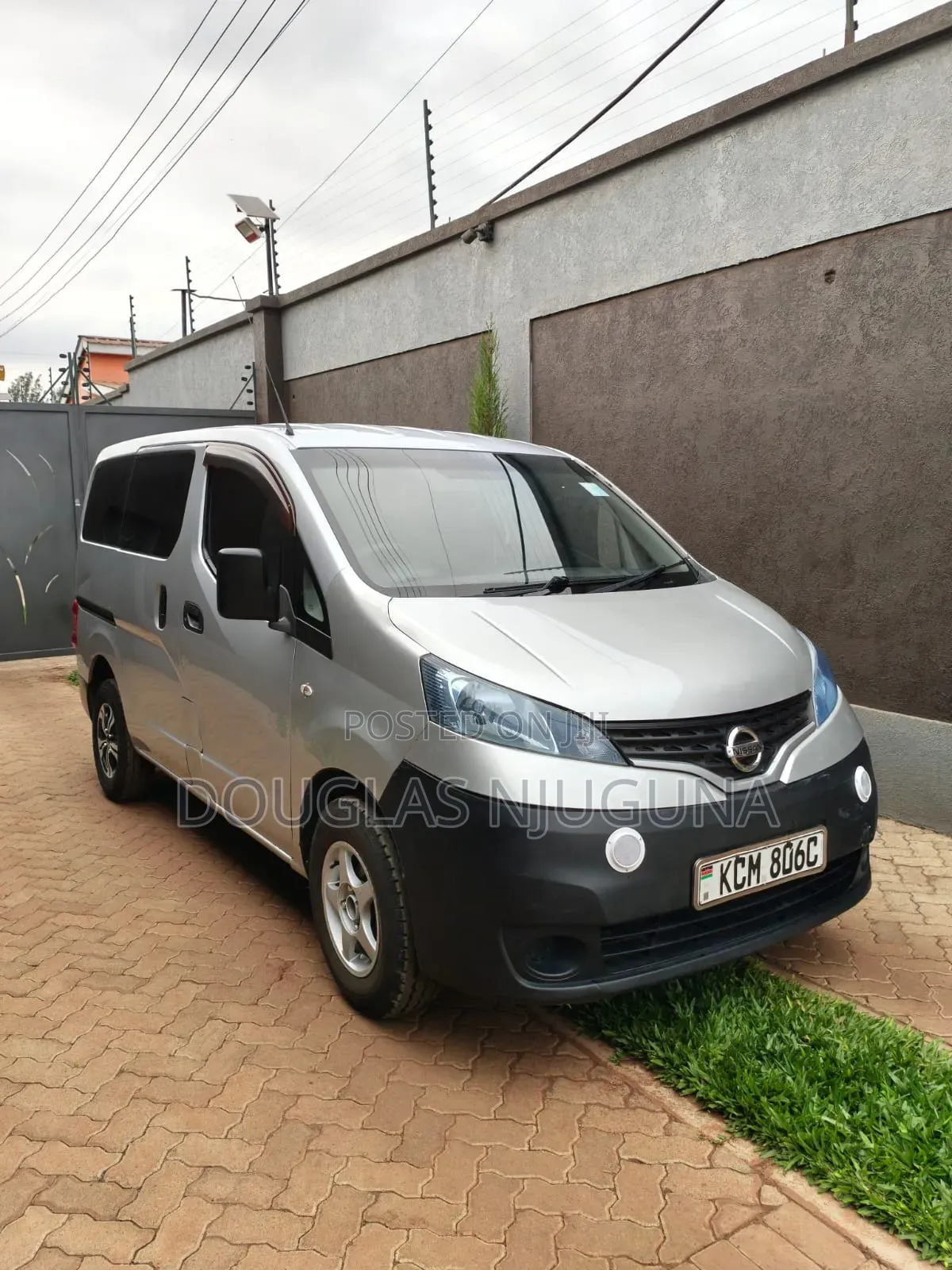 Nissan NV200 2010 Grey