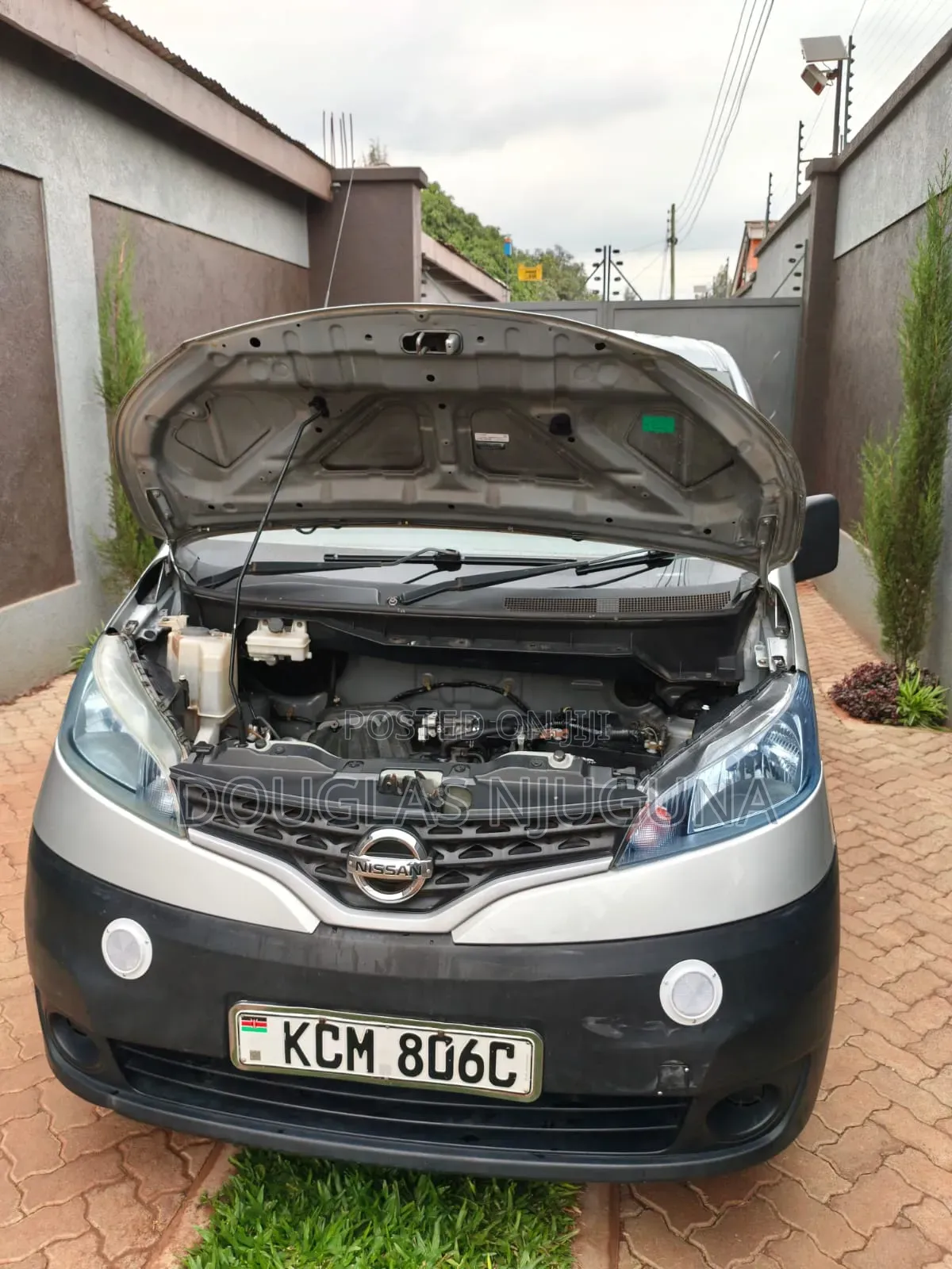 Nissan NV200 2010 Grey