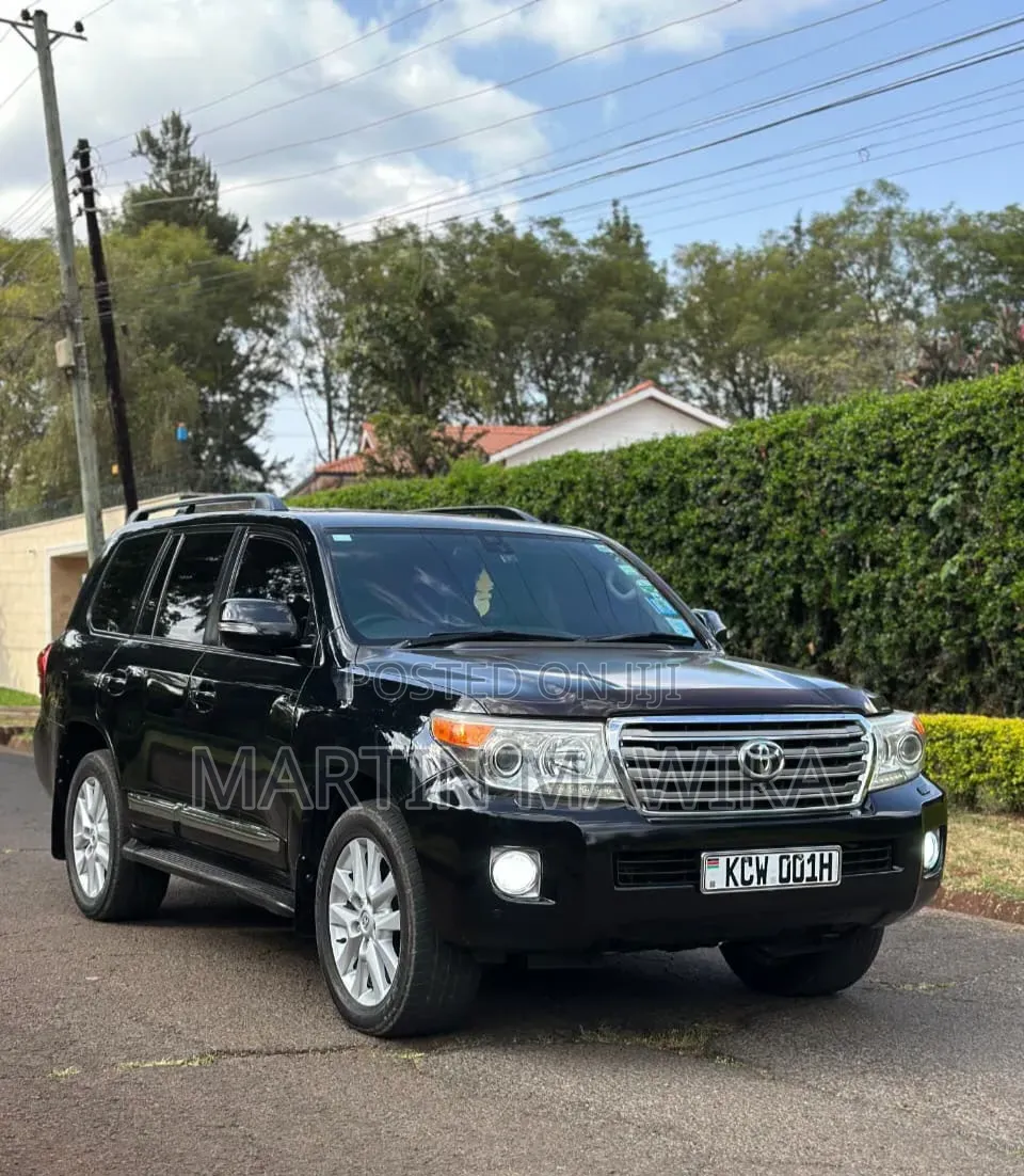 Toyota Land Cruiser Prado 2012