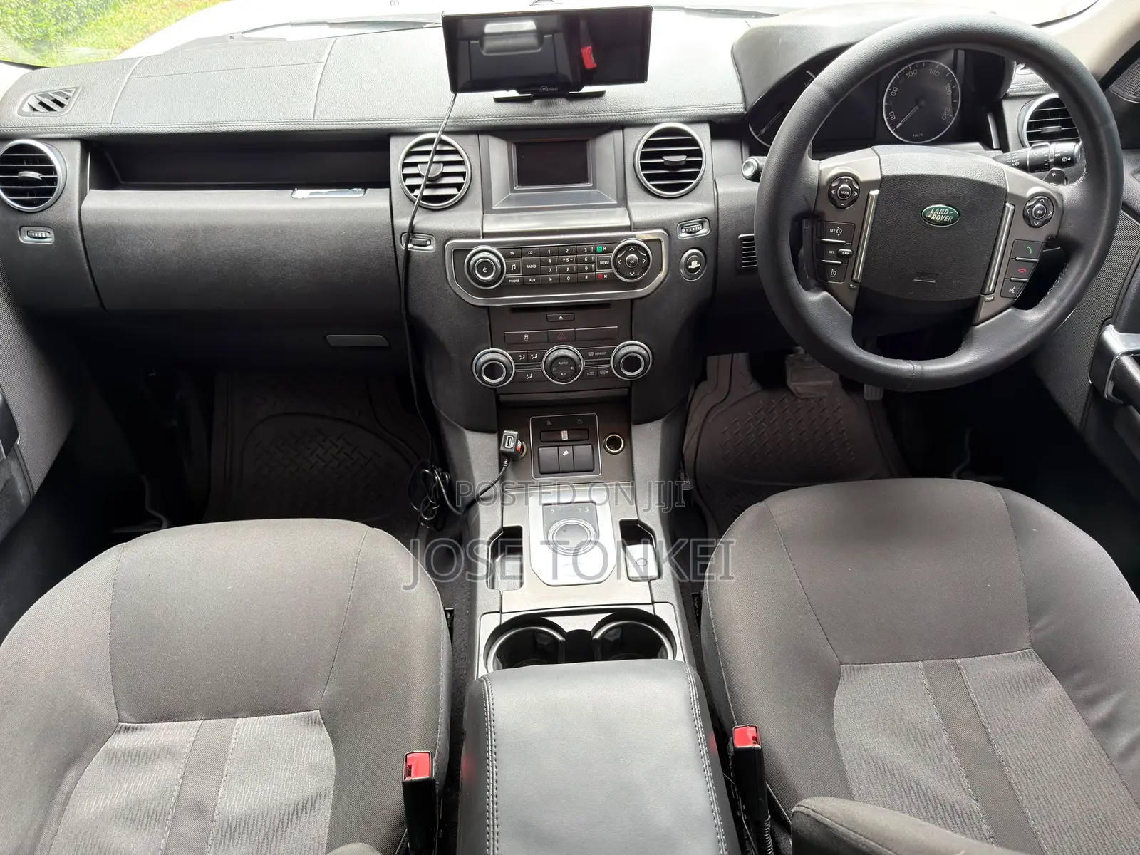 Land Rover Lr4 Base AWD 2013 White