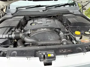 Land Rover Lr4 Base AWD 2013 White