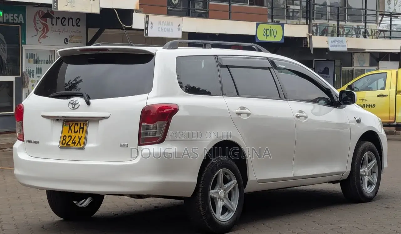 Toyota Corolla Fielder 2009 White