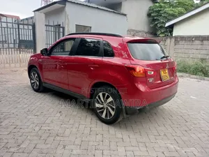 Mitsubishi RVR 2015 Red