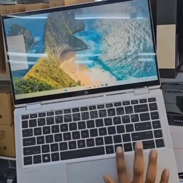 Laptop HP EliteBook x360 1040 G10 16GB Intel Core i7 SSD 3T