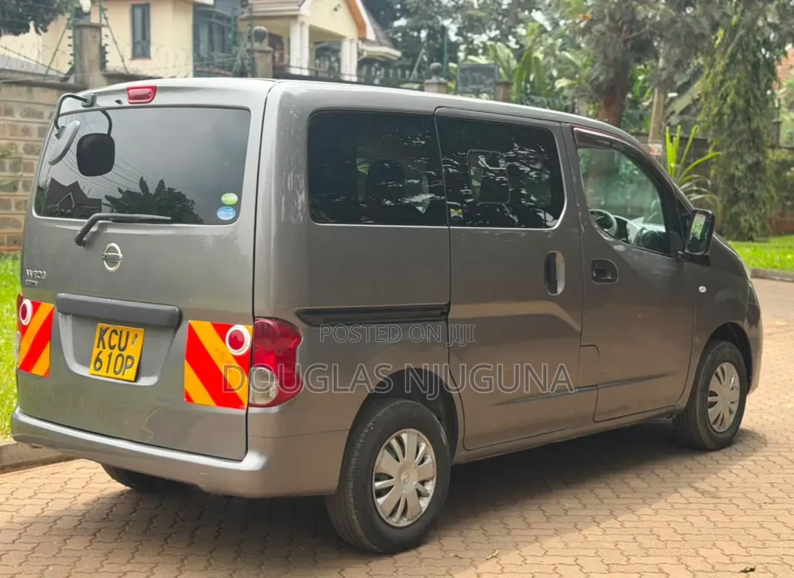 Nissan NV200 2013 Grey