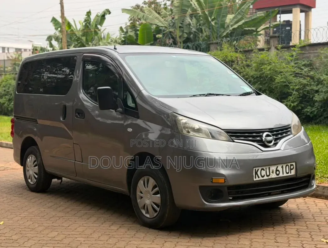Nissan NV200 2013 Grey