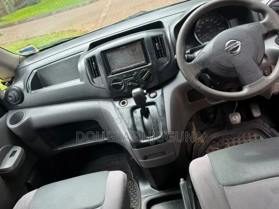 Nissan NV200 2013 Grey