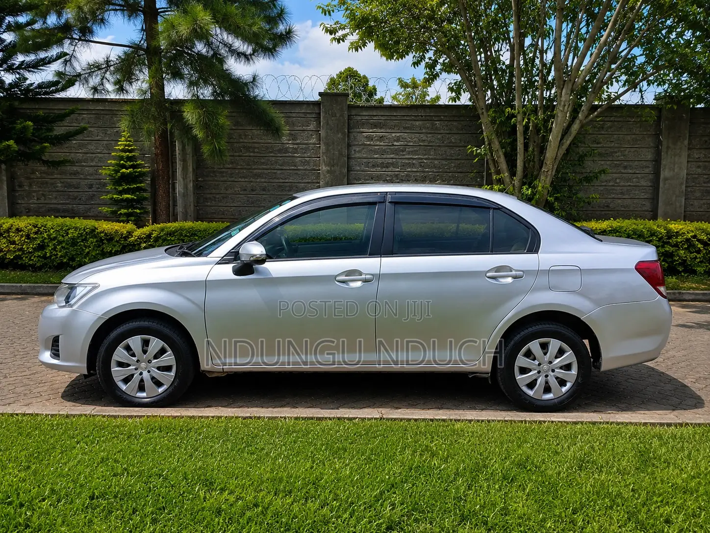 Toyota Axio 1.5 G 2WD 2013 Silver