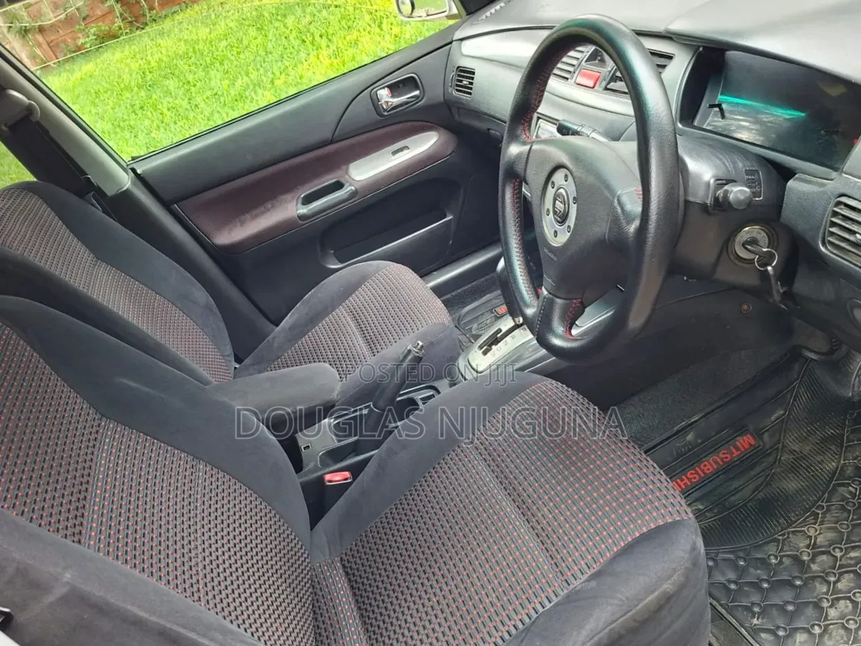 Mitsubishi Lancer 2004 Silver
