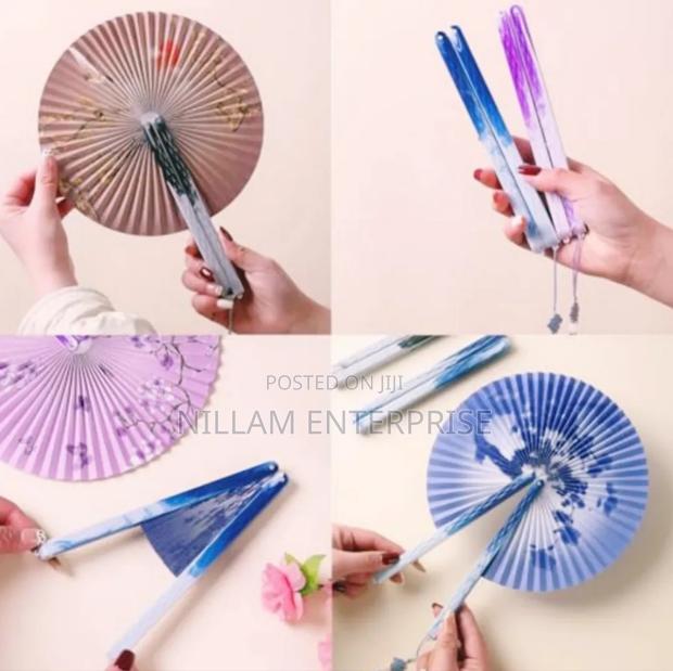 Round Foldable Fans* - thumbnail 2