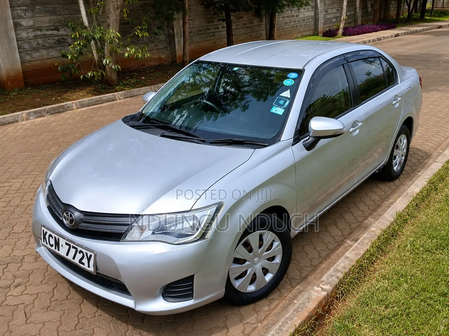 Toyota Axio 1.5 G 2WD 2013 Silver