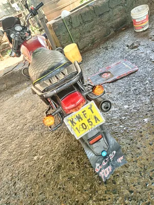 TVS HLX Plus ES 2022 Red