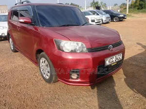 Toyota Corolla Rumion 2009 Red