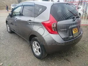 Nissan Note 2015 Silver