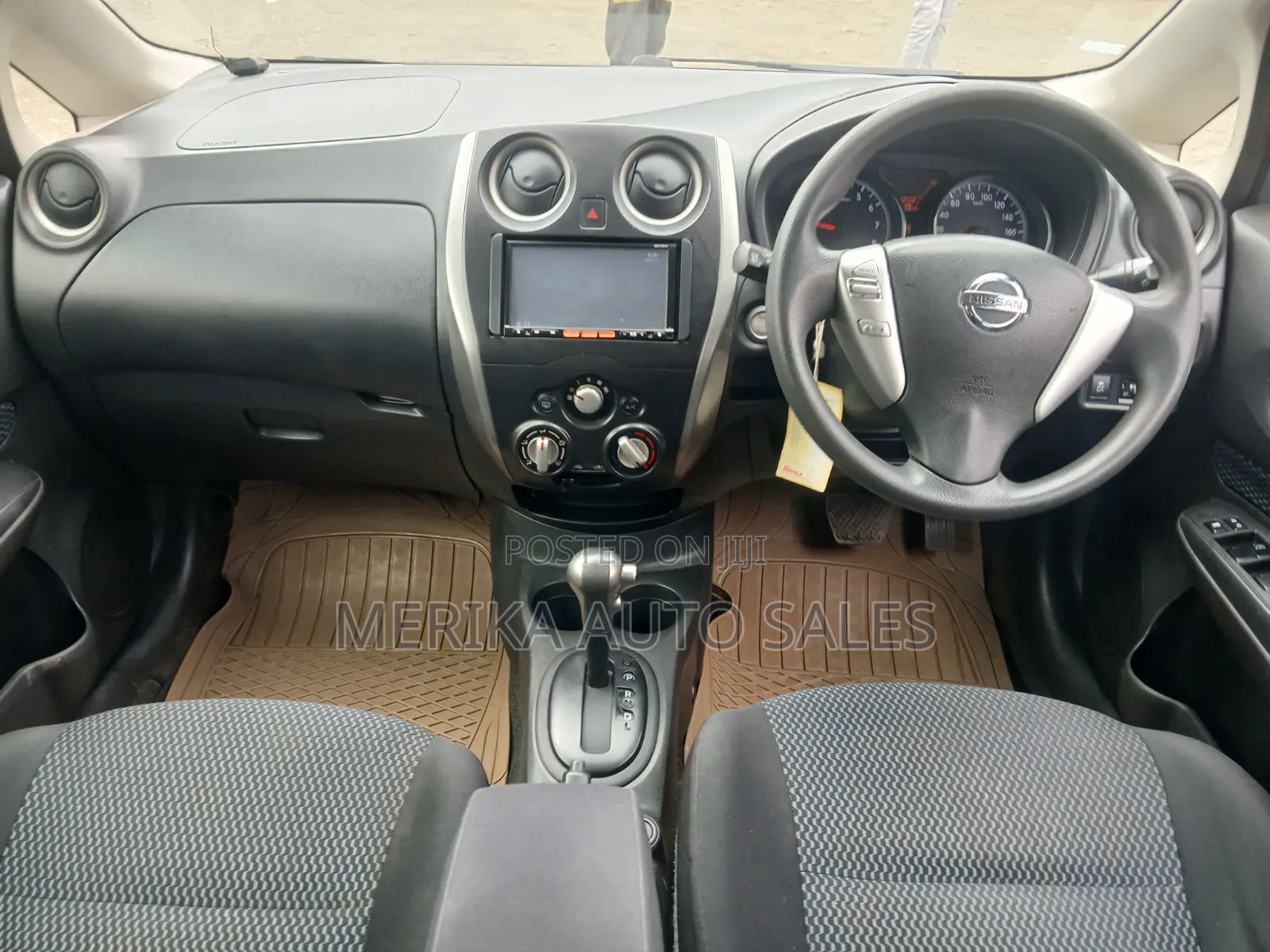 Nissan Note 2015 Silver