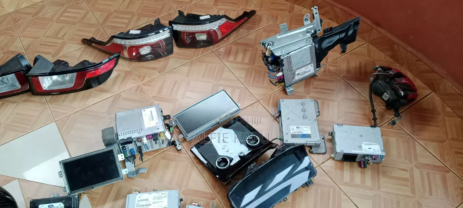 Range Rover, Jaguar Mercedes Spare Parts