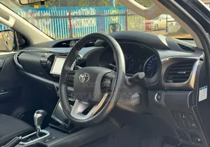 Toyota Hilux Revo Double Cab Deisel 2.4 AWD 2019 Black