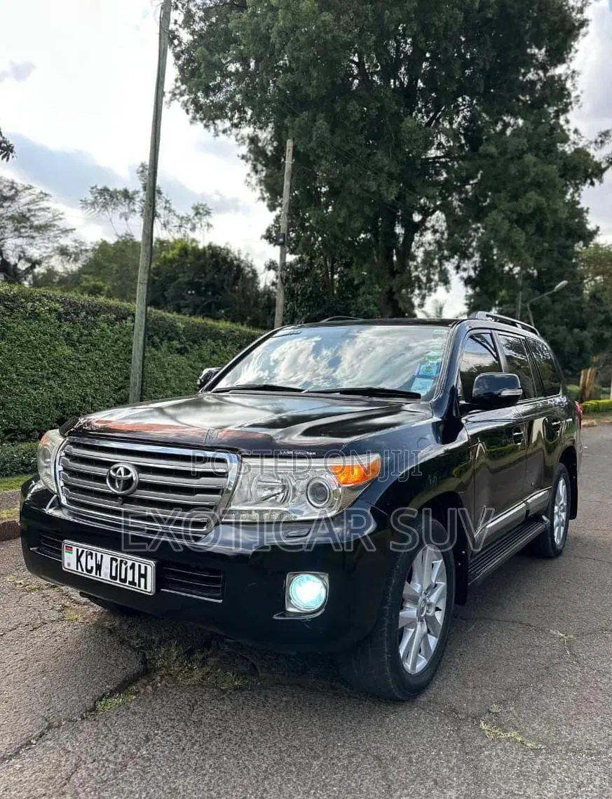 Toyota Land Cruiser 4.5 V8 GX-R 2012
