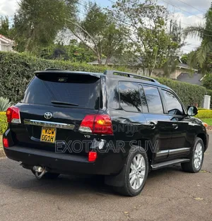 Toyota Land Cruiser 4.5 V8 GX-R 2012