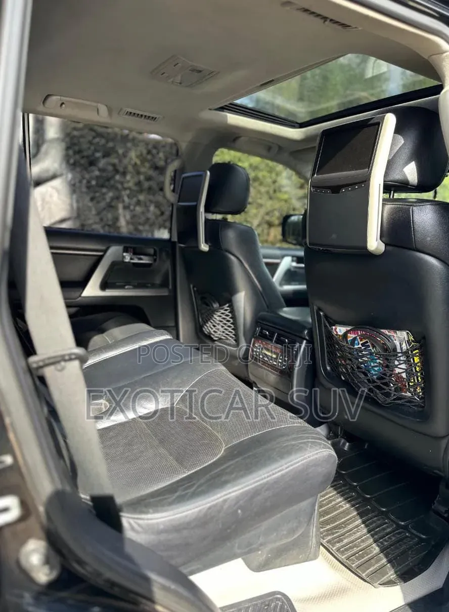 Toyota Land Cruiser 4.5 V8 GX-R 2012