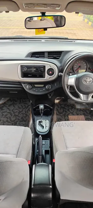 Toyota Noah 2008 Gray