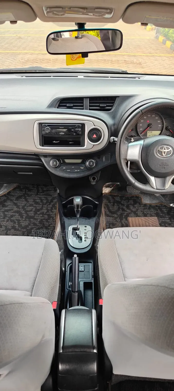 Toyota Noah 2008 Gray