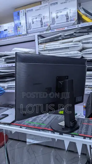 32inch Samsung Monitor 