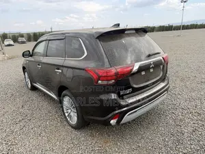 Mitsubishi Outlander 2.4 PHEV AWD 2019 Black