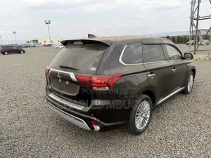 Mitsubishi Outlander 2.4 PHEV AWD 2019 Black
