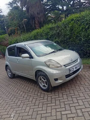 Toyota Passo 2008 Silver