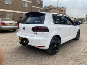 Volkswagen Golf 2012 White