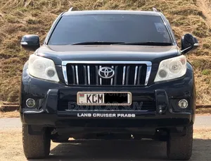 Toyota Land Cruiser Prado 2.7 i 2011