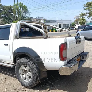 Nissan Patrol 2013 White