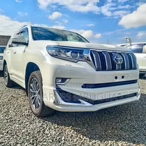 Toyota Land Cruiser Prado 2.8 2019 White