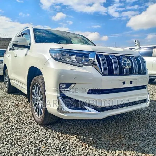 Toyota Land Cruiser Prado 2.8 2019 White