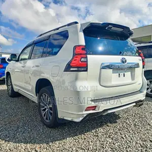 Toyota Land Cruiser Prado 2.8 2019 White
