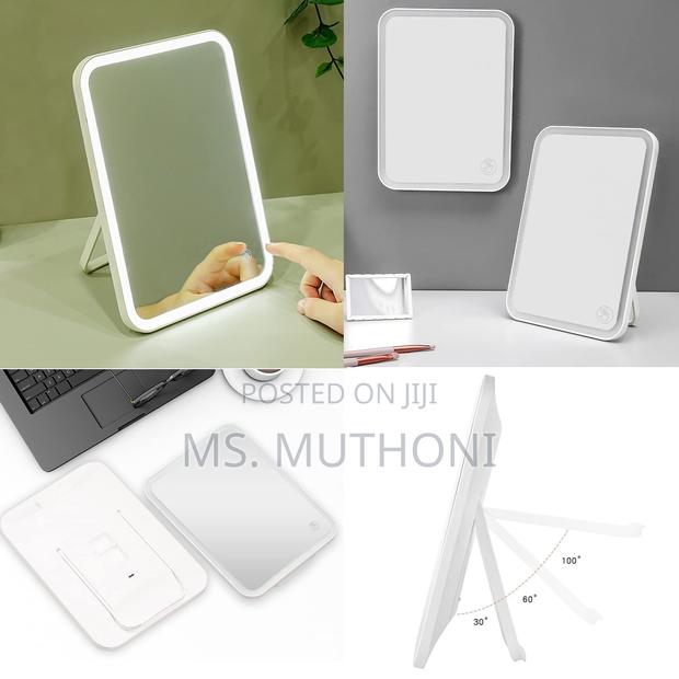 Sleek, Rechargeable Led Mirror - thumbnail 2