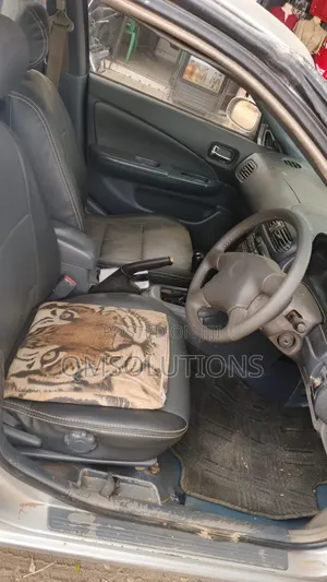 Nissan Sunny 1998 Silver