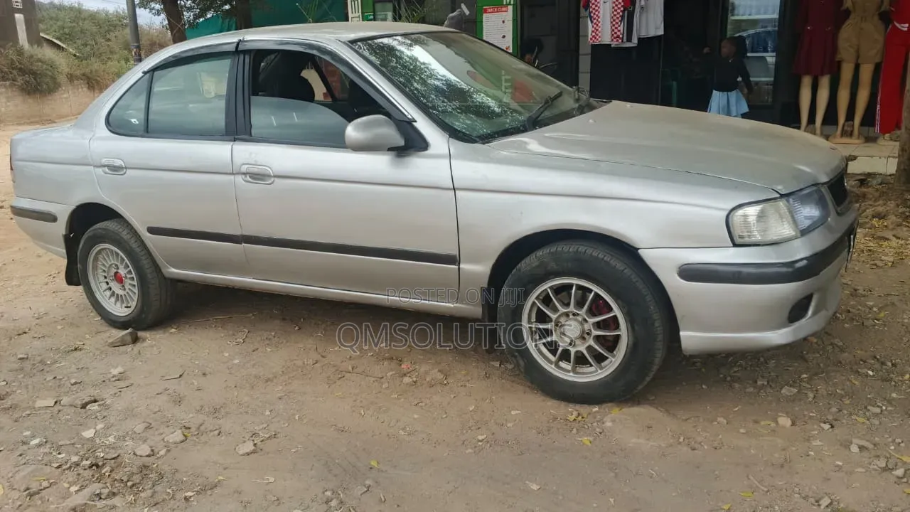Nissan Sunny 1998 Silver
