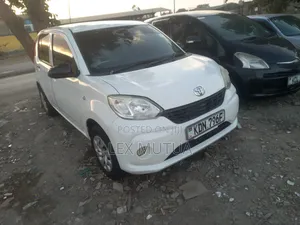 Toyota Passo 2016 White