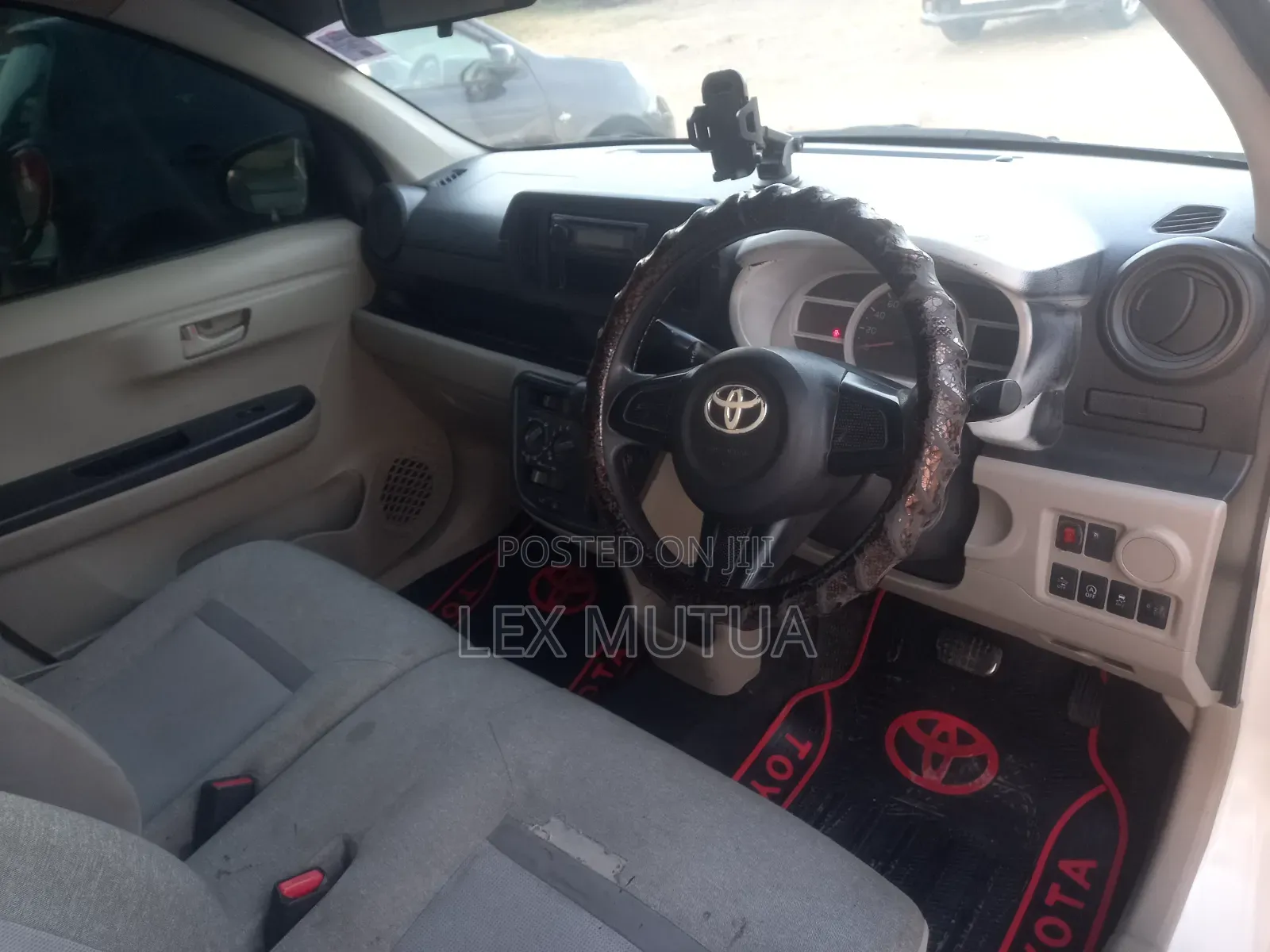 Toyota Passo 2016 White