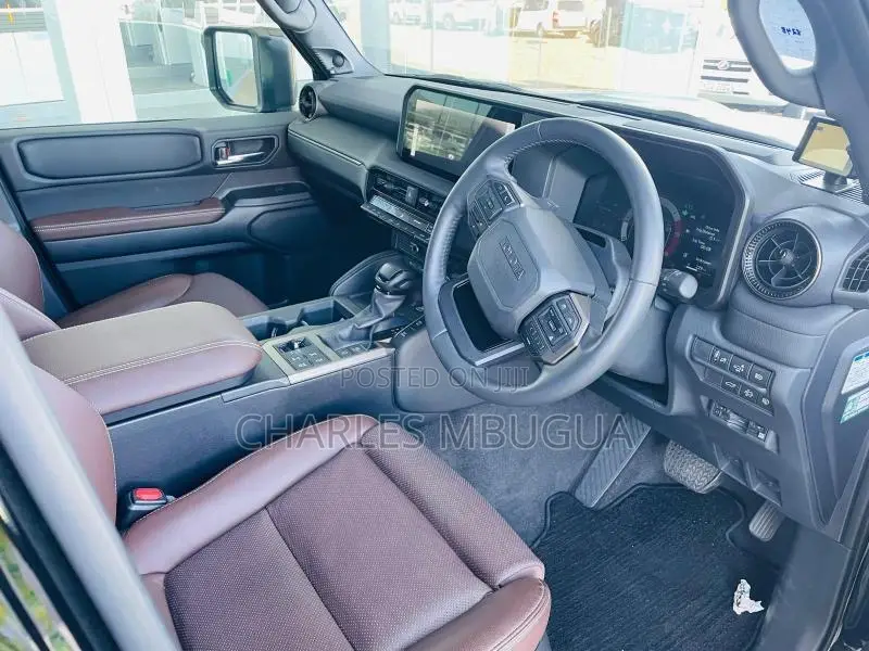 New Toyota Land Cruiser Prado 2.8 2024 Black