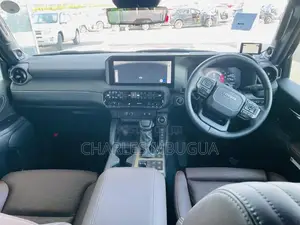 New Toyota Land Cruiser Prado 2.8 2024 Black