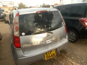 Mitsubishi Colt 2011 Silver