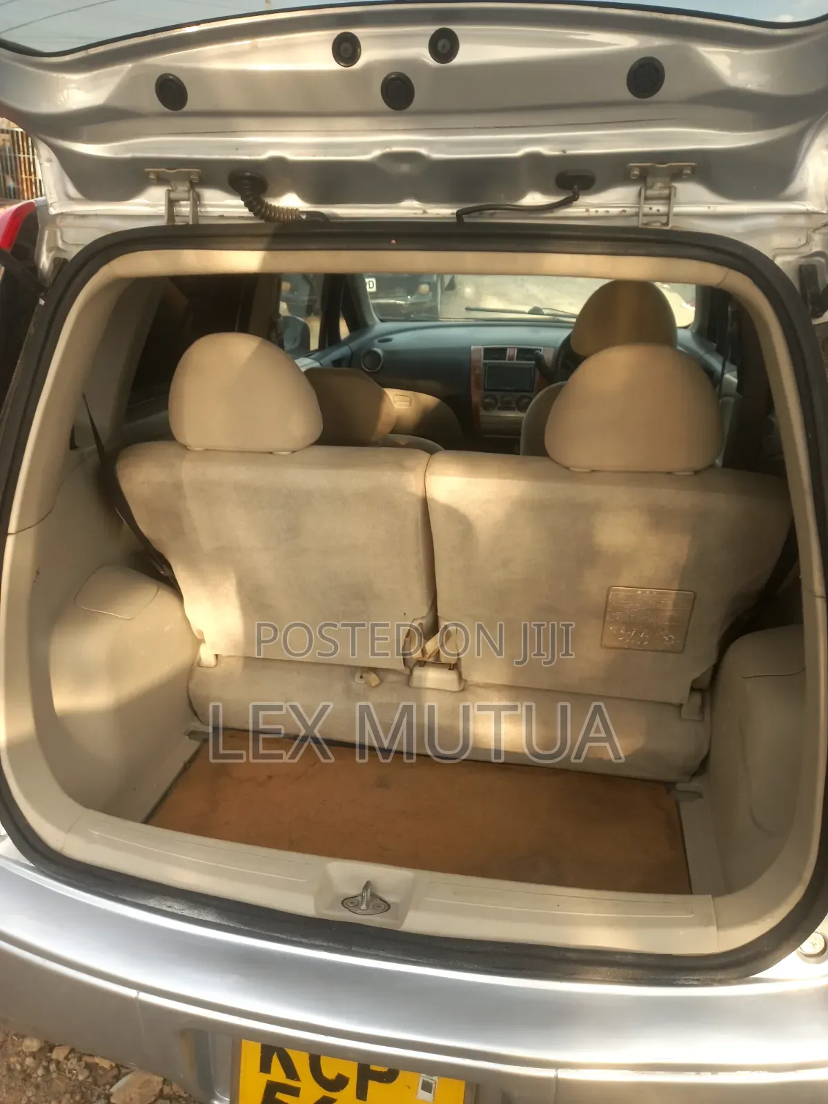 Mitsubishi Colt 2011 Silver