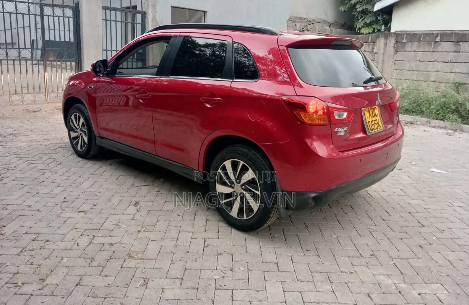 Mitsubishi RVR 2015 Red